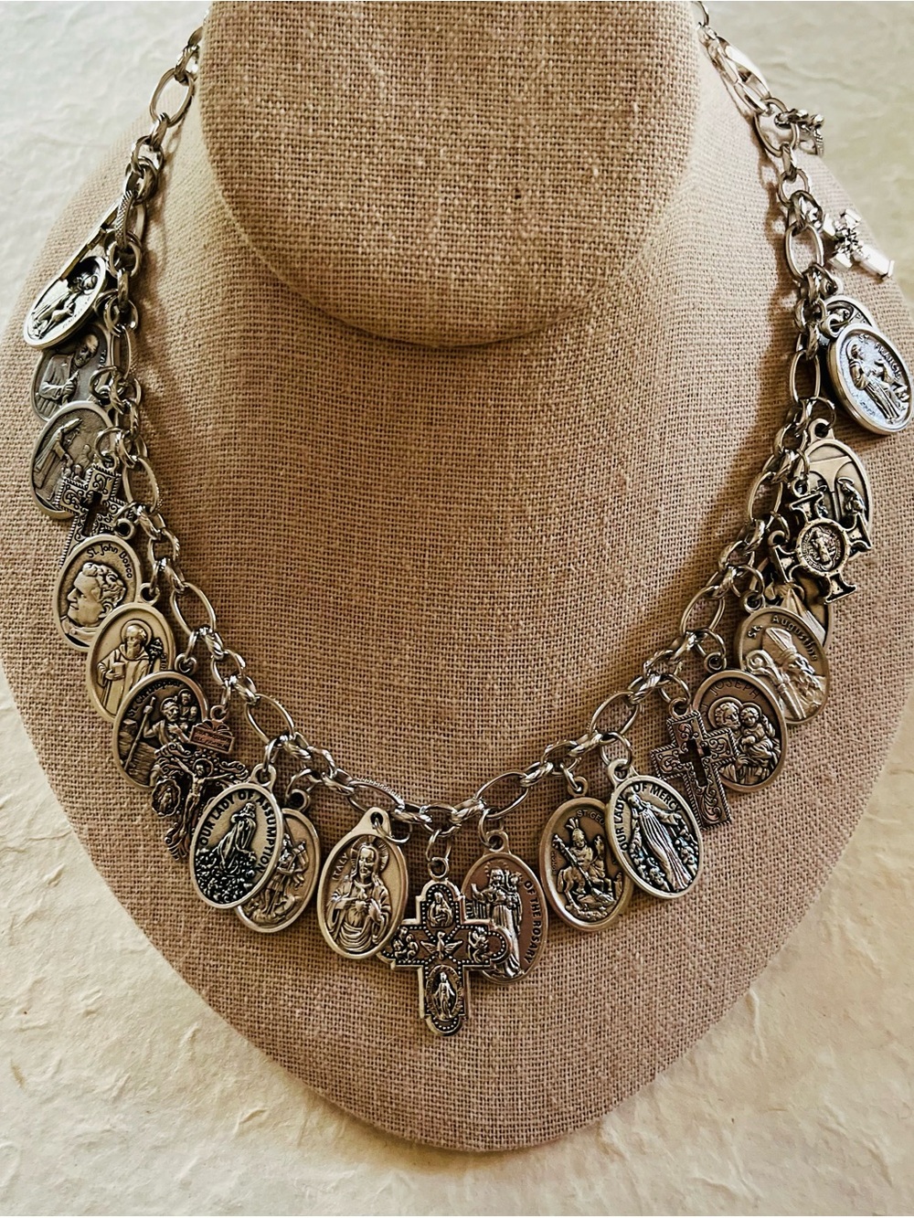 Catholic Charm Necklace Saints, Crosses - Picture 13 of 16
